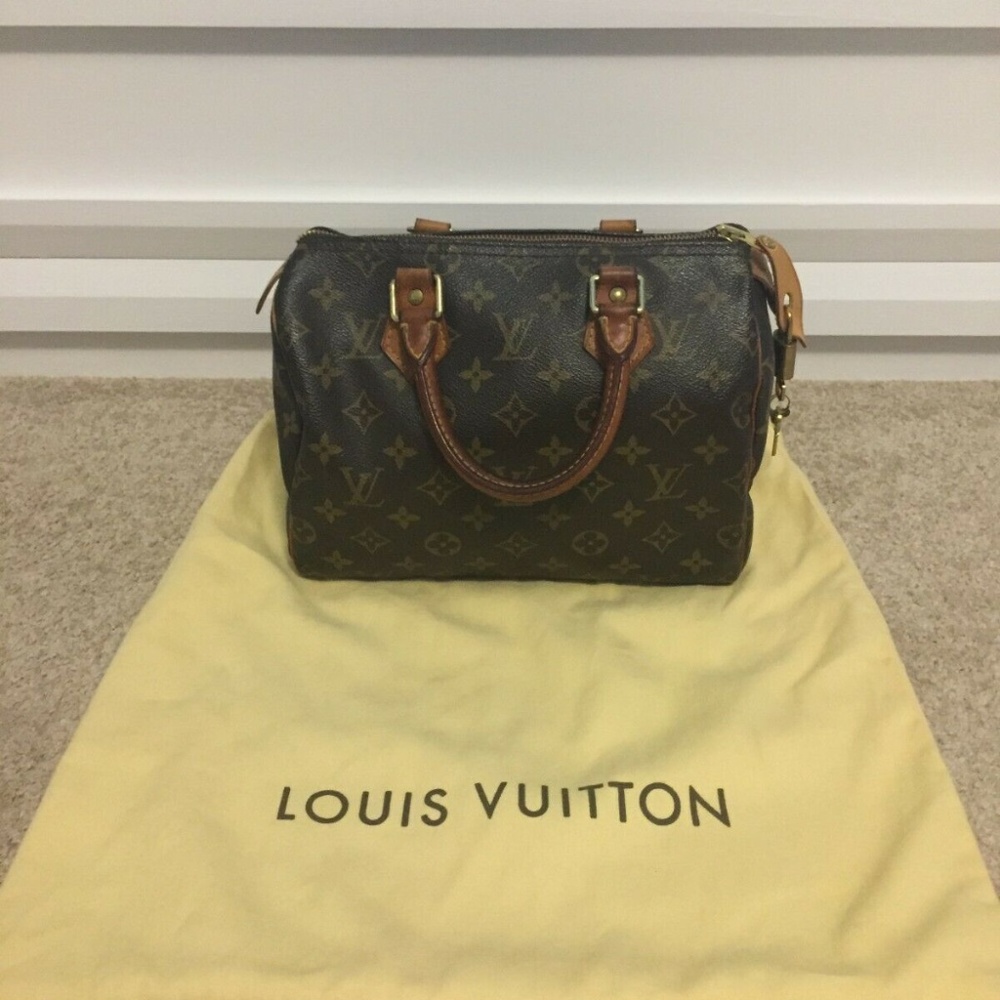 Authentic LOUIS VUITTON Speedy 25 Hand Bag SD0074